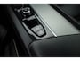 Volvo XC60 2.0 T8 Plug-in hybrid AWD Plus Dark 455 PK Long Range |Luchtvering |  Sportstoelen | Zwarte hemel | 360 camera |