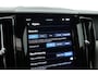 Volvo XC60 2.0 T8 Plug-in hybrid AWD Plus Dark 455 PK Long Range |Luchtvering |  Sportstoelen | Zwarte hemel | 360 camera |