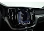 Volvo XC60 2.0 T8 Plug-in hybrid AWD Plus Dark 455 PK Long Range |Luchtvering |  Sportstoelen | Zwarte hemel | 360 camera |