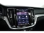 Volvo V60 2.0 T8 Plug-in hybrid AWD Plus Bright | 455 PK | Pano-dak | Forest Lake | 360 camera | Head-up |