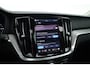 Volvo V60 2.0 T8 Plug-in hybrid AWD Plus Bright | 455 PK | Pano-dak | Forest Lake | 360 camera | Head-up |