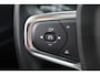 Volvo C40 Recharge Core 69 kWh | Trekhaak | Panorama dak | Stoel + stuurverwarming | Warmtepomp | all season |