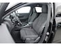 Volvo C40 Recharge Core 69 kWh | Trekhaak | Panorama dak | Stoel + stuurverwarming | Warmtepomp | all season |