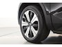 Volvo C40 Recharge Core 69 kWh | Trekhaak | Panorama dak | Stoel + stuurverwarming | Warmtepomp | all season |
