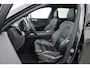 Volvo XC60 2.0 T8 Plug-in hybrid AWD Ultimate Dark | SOH 99,9% | Trekhaak | Head-up | Sport Stoelen | 360 camera |