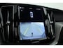Volvo XC60 2.0 T8 Plug-in hybrid AWD Ultimate Dark | SOH 99,9% | Trekhaak | Head-up | Sport Stoelen | 360 camera |