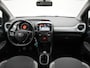 Toyota Aygo 1.0 VVT-i x-cite | Climate Control | Dealer Onderhouden | Achteruitrijcamera | Onderweg-naar-dealer
