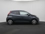 Toyota Aygo 1.0 VVT-i x-cite | Climate Control | Dealer Onderhouden | Achteruitrijcamera | Onderweg-naar-dealer