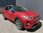 Kia Stonic 1.0 T-GDi DynamicPlusLine Achteruitrijcamera - Airco - Parkeersensor achter - Navigatie - Cruise control - Dakrails - keyless entry and start - Elektrische ramen - Radio - Mistlampen - Bluetooth - Licht metalen velgen Start/stop systeem - Elektrische ramen - Stuur multifunctioneel