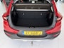 Kia Stonic 1.0 T-GDi DynamicPlusLine Achteruitrijcamera - Airco - Parkeersensor achter - Navigatie - Cruise control - Dakrails - keyless entry and start - Elektrische ramen - Radio - Mistlampen - Bluetooth - Licht metalen velgen Start/stop systeem - Elektrische ramen - Stuur multifunctioneel