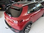 Kia Stonic 1.0 T-GDi DynamicPlusLine Achteruitrijcamera - Airco - Parkeersensor achter - Navigatie - Cruise control - Dakrails - keyless entry and start - Elektrische ramen - Radio - Mistlampen - Bluetooth - Licht metalen velgen Start/stop systeem - Elektrische ramen - Stuur multifunctioneel