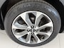 Kia Stonic 1.0 T-GDi DynamicPlusLine Achteruitrijcamera - Airco - Parkeersensor achter - Navigatie - Cruise control - Dakrails - keyless entry and start - Elektrische ramen - Radio - Mistlampen - Bluetooth - Licht metalen velgen Start/stop systeem - Elektrische ramen - Stuur multifunctioneel