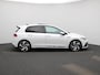 Volkswagen Golf 2.0 TSI GTI Clubsport 301 PK| Panoramadak | LED Matrix | Head-Up-Display | Stoelverwarming | Navigatie | Stuurwielverwarming | Achteruitrijcamera | Apple Carplay Draadloos