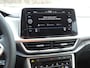 Volkswagen T-Roc 1.5 TSI 150PK Move DSG - Standkachel | Camera | CarPlay | Nav | Virtual | Stoelverw. | Afn. trekh.