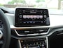Volkswagen T-Roc 1.5 TSI 150PK Move DSG - Standkachel | Camera | CarPlay | Nav | Virtual | Stoelverw. | Afn. trekh.