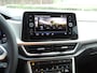 Volkswagen T-Roc 1.5 TSI 150PK Move DSG - Standkachel | Camera | CarPlay | Nav | Virtual | Stoelverw. | Afn. trekh.
