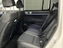 Hyundai Santa Fe 1.6 T-GDI PHEV Premium Pro 4WD 7p Plug-In Hybride Automaat met Lederen bekleding, Navigatie en Elektrische Stoelverstelling Uit voorraad leverbaar!