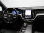 Volvo XC60 T6 350PK Plug-in hybrid AWD Ultimate Dark / Trekhaak / 21" / Contourstoelen / Head Up / 360gr Camera / Panoramisch Dak / Full Led / Harman Kardon /