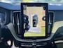 Volvo XC60 T6 Plug-in hybrid AWD Plus Dark | Panoramadak | Trekhaak | 360 Graden Camera | Head Up Display | Climate Pack |