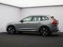 Volvo XC60 2.0 T6 Plug-in hybrid AWD Plus Dark / Head-Up Display / Trekhaak / 360 camera / Pano. dak / Harman Kardon Audio / Stoel-, stuurwiel- & achterbankverwarming / Elektr. stoelverstelling / BLIS