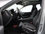 Volvo XC60 2.0 T6 Plug-in hybrid AWD Plus Dark / Head-Up Display / Trekhaak / 360 camera / Pano. dak / Harman Kardon Audio / Stoel-, stuurwiel- & achterbankverwarming / Elektr. stoelverstelling / BLIS