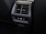 Volkswagen Tiguan R-Line Edition 1.5 eHybrid 204 PK | Head up display | LED Matrix | Trekhaak | Navigatie | Climatronic |