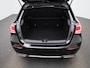 Mercedes-Benz A-klasse 180 Business Solution Luxury | Automaat | Apple Carplay/Android Auto | Trekhaak | Sfeerverlichting | Climate Control | Achteruitrijcamera | Lederen Bekleding | Lichtmetalen Velgen |