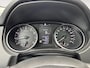 Nissan Qashqai 1.2 N-Connecta Navigatie | Panorama dak |