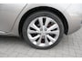 Toyota Auris 1.8 Hybrid Executive - CAMERA - NAVIGATIE - PDC VOOR + ACHTER