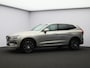 Volvo XC60 T8 AWD Recharge Inscription / Trekhaak / Panoramadak / Adaptive Cruise / BLIS / Stoelverwarming / Lederen Bekleding / Getint Glas /