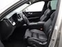 Volvo XC60 T8 AWD Recharge Inscription / Trekhaak / Panoramadak / Adaptive Cruise / BLIS / Stoelverwarming / Lederen Bekleding / Getint Glas /