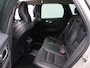 Volvo XC60 T8 AWD Recharge Inscription / Trekhaak / Panoramadak / Adaptive Cruise / BLIS / Stoelverwarming / Lederen Bekleding / Getint Glas /