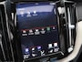 Volvo XC60 T8 AWD Recharge Inscription / Trekhaak / Panoramadak / Adaptive Cruise / BLIS / Stoelverwarming / Lederen Bekleding / Getint Glas /