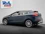 Volvo V40 Cross Country 1.5 T3 Nordic+ | Origineel NL | Dealer Onderhouden | Memory | Stoel Verwarming | Trekhaak | Panoramadak |