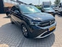 Volkswagen T-Cross 1.5 TSI R-Line Edition | Met o.a. AppleCarPlay/AndroidAuto, achteruitrijcamera, navigatie en cruise control!