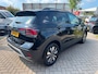 Volkswagen T-Cross 1.5 TSI R-Line Edition | Met o.a. AppleCarPlay/AndroidAuto, achteruitrijcamera, navigatie en cruise control!