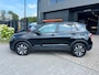 Volkswagen T-Cross 1.5 TSI R-Line Edition | Met o.a. AppleCarPlay/AndroidAuto, achteruitrijcamera, navigatie en cruise control!