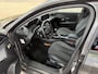 Peugeot 208 1.2 Turbo 100PK Allure | Navigatie via Telefoon | Keyless Entry/Start | Climate Control | Stoelverwarming | LED Verlichting | Camera | Parkeersensoren | Cruise Control | Lichtmetalen Velgen | Half Lederen Bekleding |