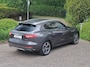 Maserati Levante 3.0 V6 S AWD GranSport 430pk Alcantara hemel/Bower-Wilkins/Carbon