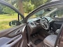 Opel Mokka 1.6 Edition - Navi - Cruise - Clima - stoel-en stuurverwarming NETTE AUTO! (Ford Kuga, Volkswagen Tiguan, ASX, Qashqai)