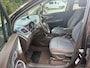 Opel Mokka 1.6 Edition - Navi - Cruise - Clima - stoel-en stuurverwarming NETTE AUTO! (Ford Kuga, Volkswagen Tiguan, ASX, Qashqai)