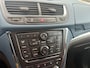 Opel Mokka 1.6 Edition - Navi - Cruise - Clima - stoel-en stuurverwarming NETTE AUTO! (Ford Kuga, Volkswagen Tiguan, ASX, Qashqai)