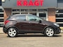 Opel Mokka 1.6 Edition - Navi - Cruise - Clima - stoel-en stuurverwarming NETTE AUTO! (Ford Kuga, Volkswagen Tiguan, ASX, Qashqai)