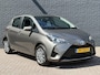Toyota Yaris 1.5 Hybrid Aspiration | Automaat | Dealer onderhouden | Lane Assist | Cruise Control | Bluetooth | Parkeercamera | Climate Control | Winterset |