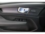 Volvo EX40 Single Motor Extended Range Ultra Black Edition 82 kWh | Snel leverbaar | Panoramadak | Elektrisch Verstelbare Stoelen |