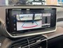 Peugeot 2008 1.2 Hybrid 145 Allure VOORRAAD ACTIE | 8 JAAR GARANTIE | Airco (automatisch) | Apple Carplay/Android Auto|telefoonintegratie premium | Cruise control adaptief met Stop&Go en stuurhulp