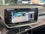Peugeot 2008 1.2 Hybrid 145 Allure VOORRAAD ACTIE | 8 JAAR GARANTIE | Airco (automatisch) | Apple Carplay/Android Auto|telefoonintegratie premium | Cruise control adaptief met Stop&Go en stuurhulp