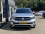 Volkswagen T-Cross 1.0 TSI Life / Automaat / 74.000 Km / Radio-Bluetooth / Navi / Stoelverwarming / adaptieve Cruise-Control / Climate-Control / Lane-Assist / Getint Glas / ELKTR-Pakket / PDC V+A / LMV 16'' / All-Season / ENZ.