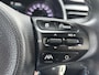 Kia Stonic 1.0 T-GDi MHEV DynamicLine / Apple CarPlay & Android Auto / Achteruitrijcamera / Parkeersensoren achter / Cruise control / Airconditioning / 15 inch lichtmetalen velgen /