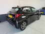 Toyota Yaris 1.5 VVT-i Dynamic / 7X TOYOTA YARIS OP VOORRAAD / 1E EIGENAAR / ACHTERUITRIJCAMERA / AIRCO / CRUISE CONTROL / NL-AUTO